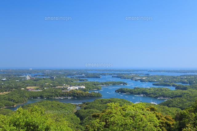新緑の横山展望台から望む英虞湾 の写真素材 イラスト素材 アマナイメージズ 新緑の横山展望台から望む英虞湾 の写真素材 イラスト素材 アマナイメージズ