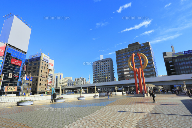 上野駅のジュエリーブリッジとスカイツリー の写真素材 イラスト素材 アマナイメージズ 上野駅のジュエリーブリッジとスカイツリー の写真素材 イラスト素材 アマナイメージズ