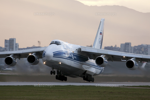 An Antonov An-124 aircraft taking off from Sofia Airport, Bu 11079016836 の写真・イラスト素材