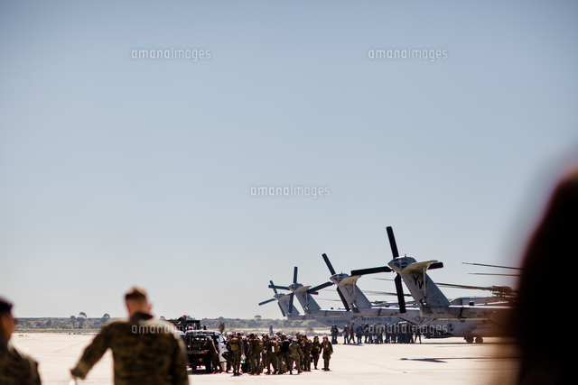 Soldiers Returning from Deployment in San Diego[11100129100]の写真素材・イラスト ...