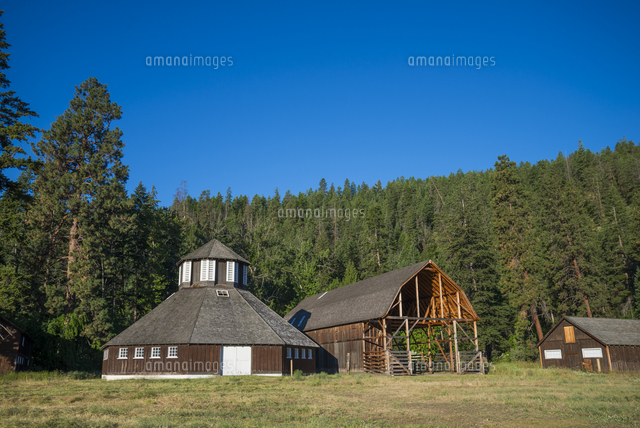 Historic Octagonal Dairy Barn Fintry Provincial Park Okanagan Valley 
