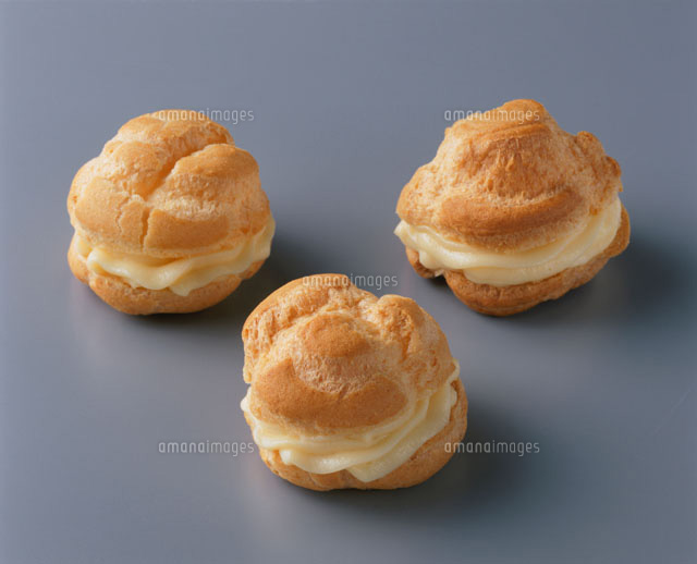シュークリーム の写真素材 イラスト素材 アマナイメージズ