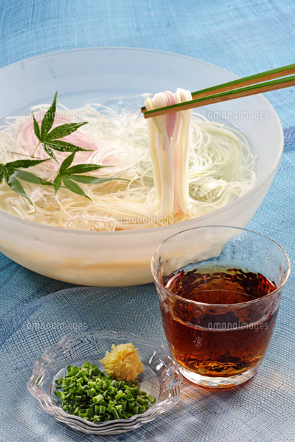 そうめん の写真素材 イラスト素材 アマナイメージズ