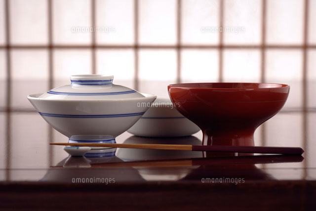 茶碗とお椀 の写真素材 イラスト素材 アマナイメージズ
