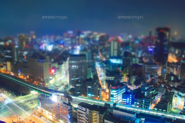 Jr水道橋駅と東京タワーと大手町方向のビル群 夜景 の写真素材 イラスト素材 アマナイメージズ Jr水道橋駅と東京タワーと大手町方向のビル群 夜景 の写真素材 イラスト素材 アマナイメージズ