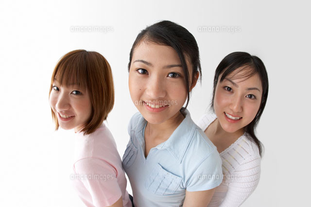 女友達[22321023077]の写真・イラスト素材｜アマナイメージズ