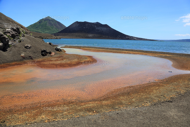 ラバウルのタブルブル山と吹き出している熱湯 の写真素材 イラスト素材 アマナイメージズ