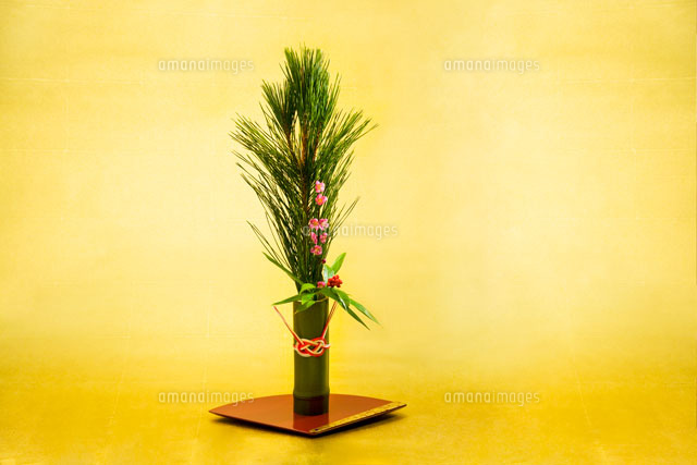 正月の松飾 の写真素材 イラスト素材 アマナイメージズ