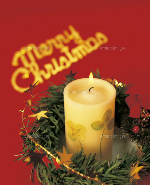 クリスマスキャンドル の写真素材 イラスト素材 アマナイメージズ