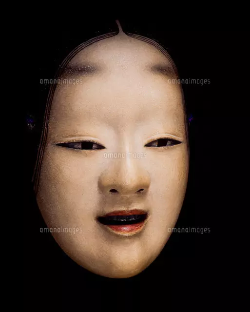 能面 小姫（こひめ）[22806000041]の写真・イラスト素材｜アマナイメージズ