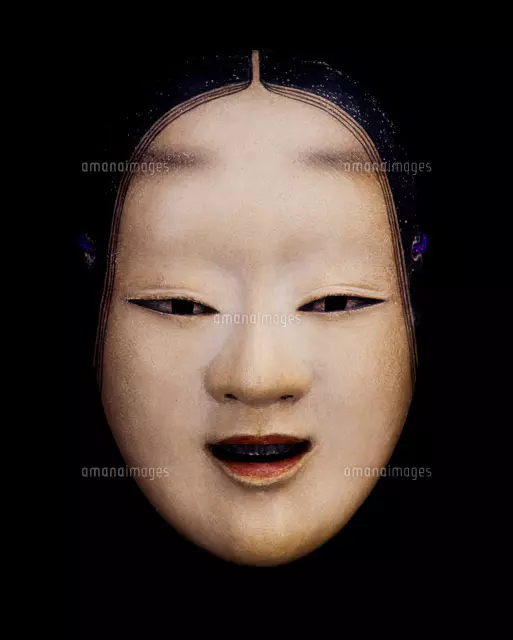 能面 小姫（こひめ）[22806000040]の写真・イラスト素材｜アマナイメージズ