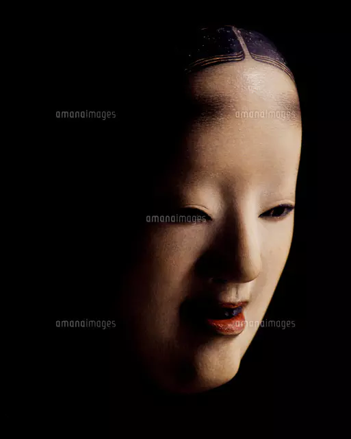 能面 小面（こおもて）[22806000053]の写真・イラスト素材｜アマナ
