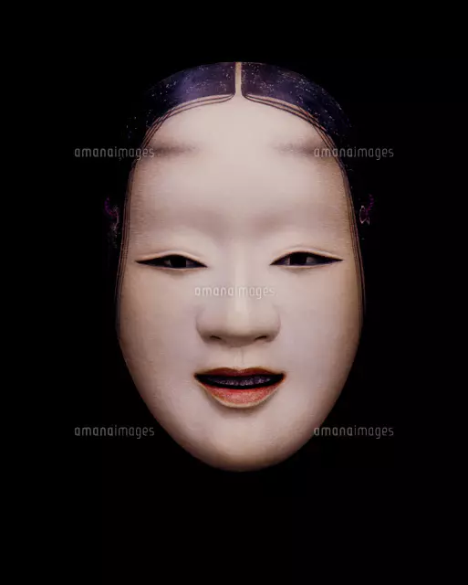 能面 若女（わかおんな）[22806000118]の写真・イラスト素材｜アマナ