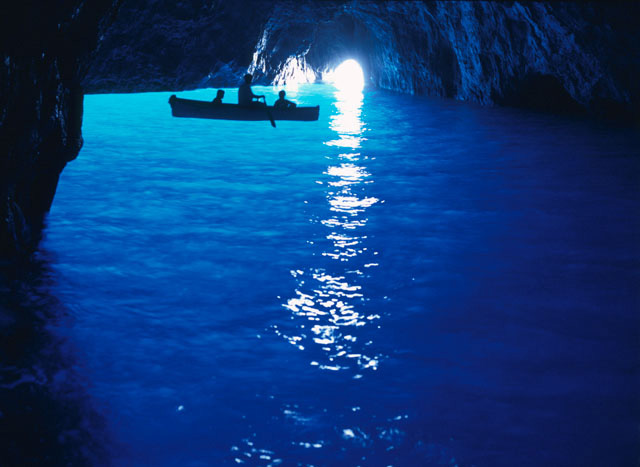 青の洞窟 の写真素材 イラスト素材 アマナイメージズ