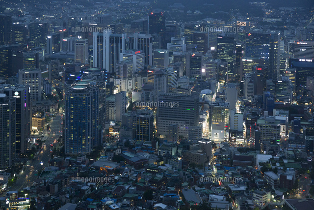 Nソウルタワーからの夜景 の写真素材 イラスト素材 アマナイメージズ