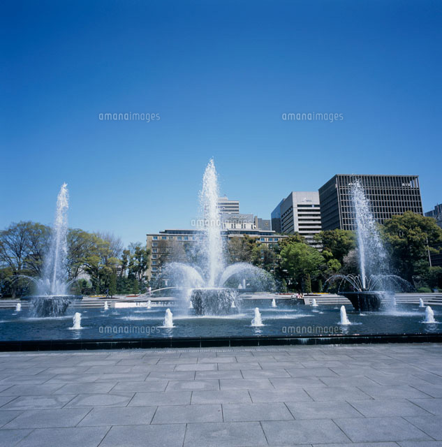 和田倉噴水公園[25039002005]の写真・イラスト素材｜アマナイメージズ