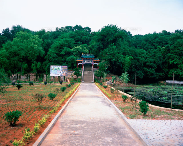 金鸞山 三国古戦場赤壁名勝風景区 三国志 の写真素材 イラスト素材 アマナイメージズ
