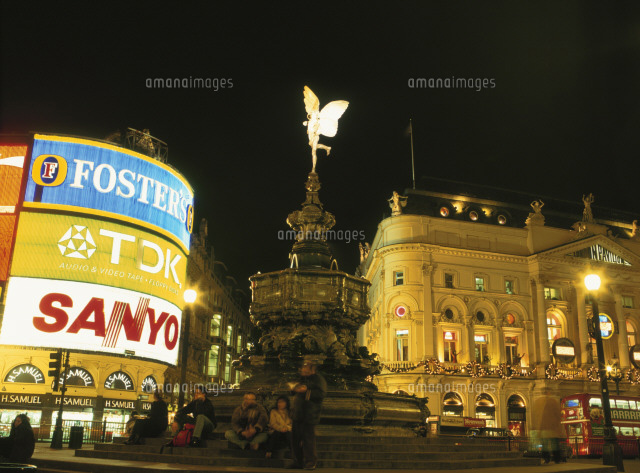 ピカデリーサーカス夜景[25198014029]の写真・イラスト素材｜アマナ