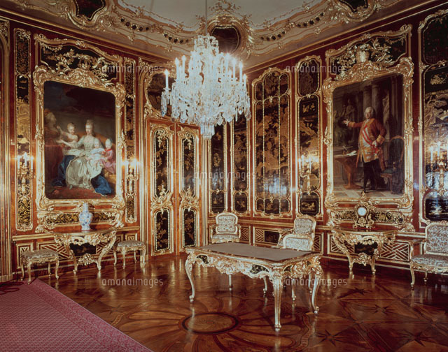 シェーンブルン宮殿内 の写真素材 イラスト素材 アマナイメージズ