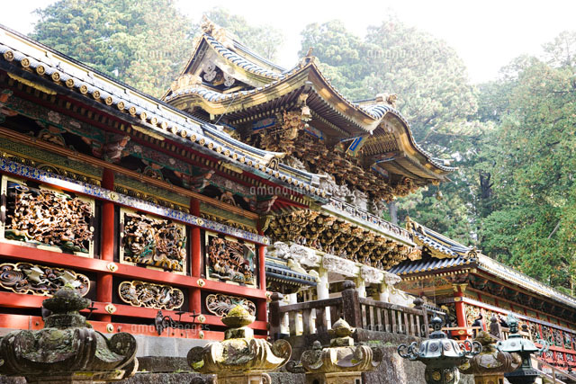 日光東照宮の陽明門 の写真素材 イラスト素材 アマナイメージズ