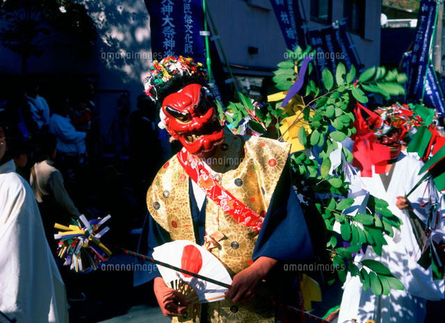 椎葉神楽[25581000383]の写真素材・イラスト素材｜アマナイメージズ