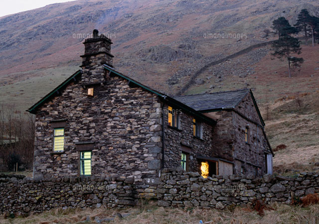 石の家 の写真素材 イラスト素材 アマナイメージズ