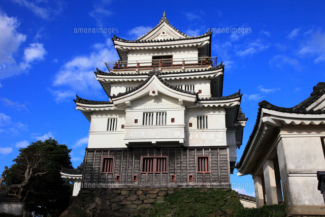 長崎県平戸島の平戸城天守閣 の写真素材 イラスト素材 アマナイメージズ