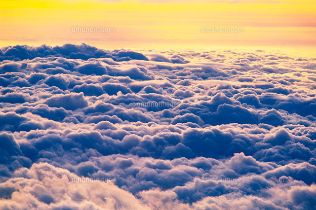 雲海 の写真素材 イラスト素材 アマナイメージズ