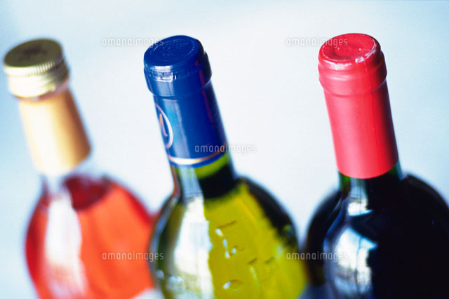 ボトルワイン の写真素材 イラスト素材 アマナイメージズ