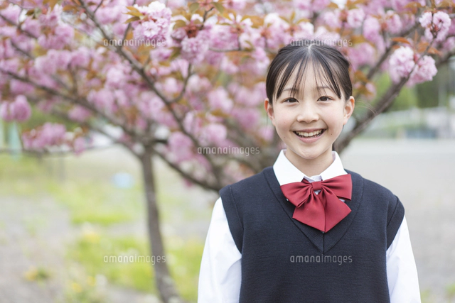  中学生まんこ写メ 女子中学生」の写真・イラスト素材｜アマナイメージズ