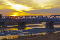 夕暮れの橋 10282003833.jpg