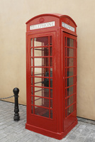 イギリスイメージの赤い電話ボックス[11038024816]の写真・イラスト