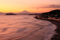 夕焼けの富士山と江ノ島のイメージ、富士山曼荼羅の一点 夕焼けの富士山と江ノ島のイメージ、富士山曼荼羅の一点