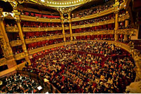 OPERA PARIS スウェット　オペラハウス　パリ　ガルニエ パリ・オペラ座のブティック。ロゴ入りアイテムや限定品をお土産
