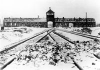 写真・資料集　アウシュビッツ強制収容所 アウシュヴィッツ 強制収容所 写真集 「Auschwitz」冊子付