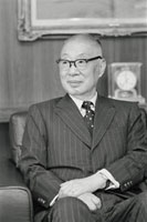 23007000412.jpg