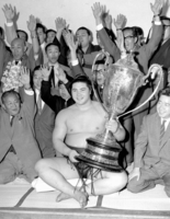 横綱大鵬が史上初の6場所連続優勝 画像サイズ：2046×2646ピクセル【要