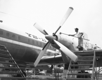 YS-11 プロペラ エンジンを積み替え日本の空を飛ぶ。航空自衛隊のスーパーYS | HARUKAZE