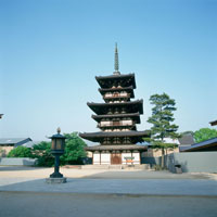 薬師寺東塔[25653018504]の写真・イラスト素材｜アマナイメージズ