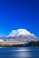 本栖湖の冬景色 25991005089.jpg