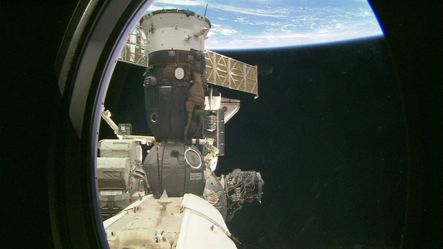 ピート コンラッド宇宙飛行士の月面への第一歩 動画素材 映像素材 アマナイメージズ